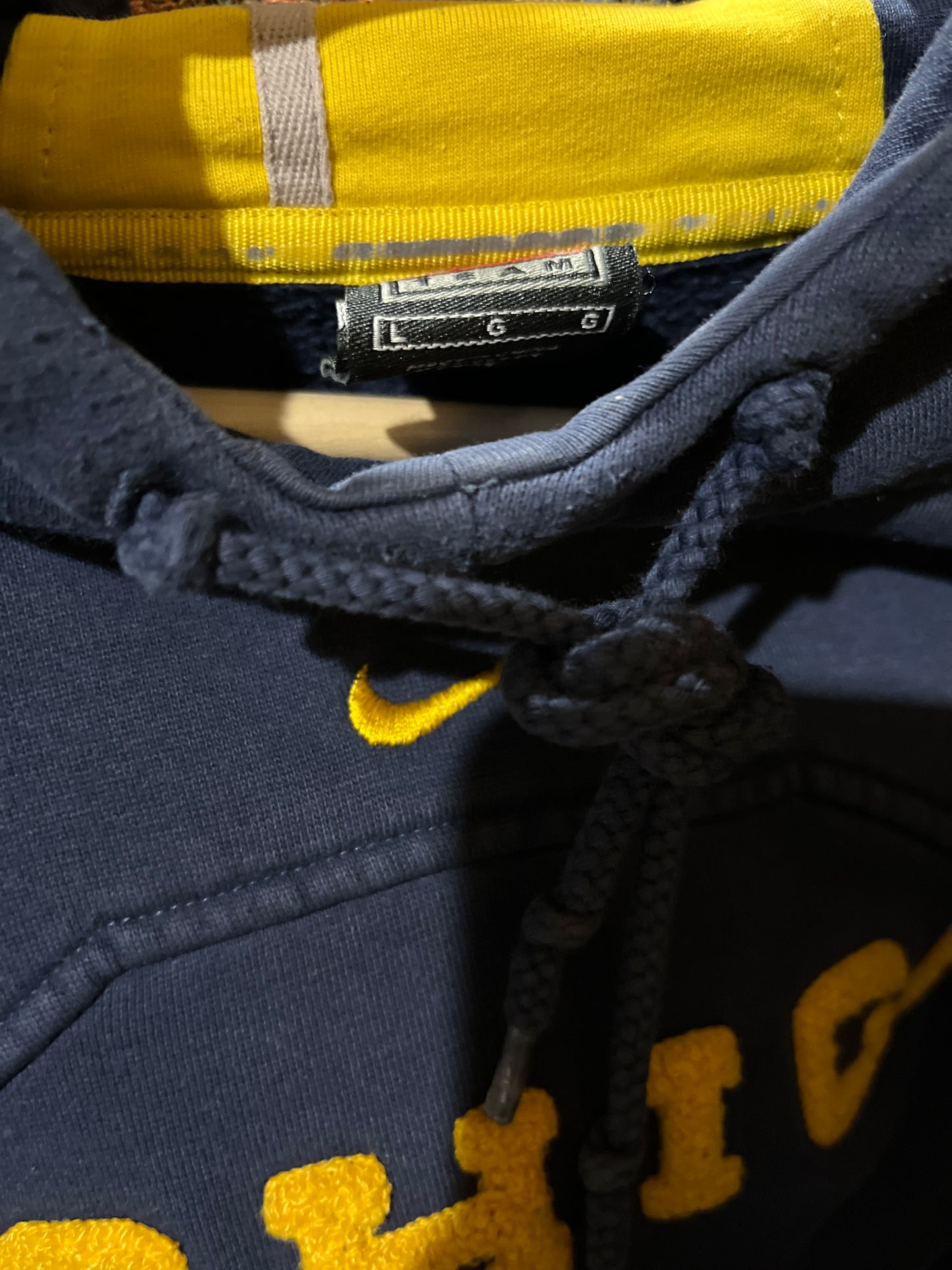 Vintage Michigan Wolverines Hoodie