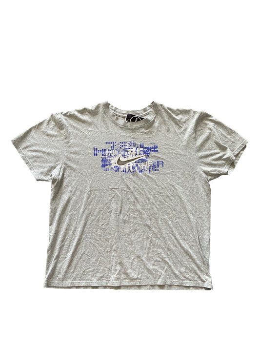 Vintage Nike Tee Grey