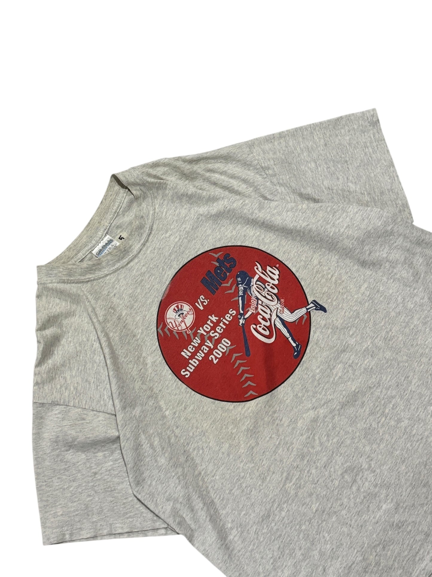 Vintage NY Yankees vs Mets Subway Series 2000 Tee